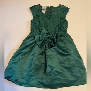 ✨Green Dress with Bow. Girls Size 6, EUC Iris & Ivy